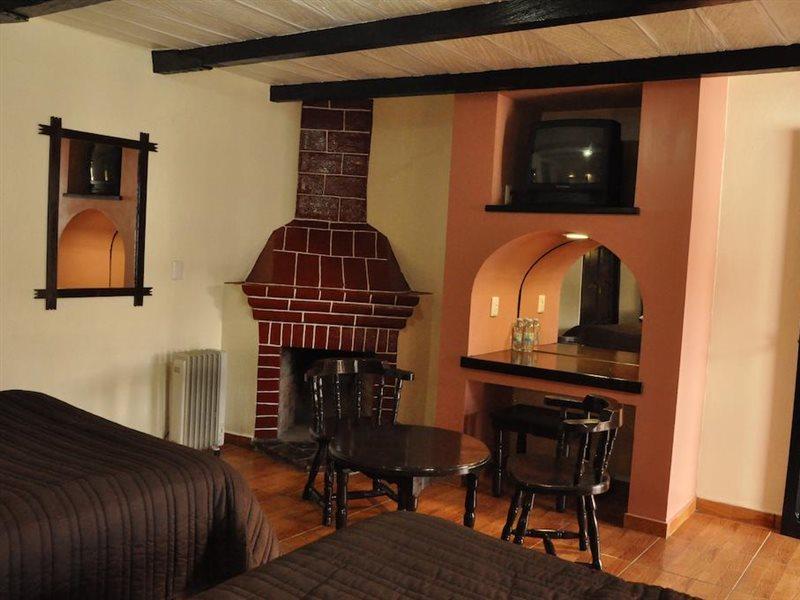 Hotel D'Monica San Cristóbal de Las Casas المظهر الخارجي الصورة