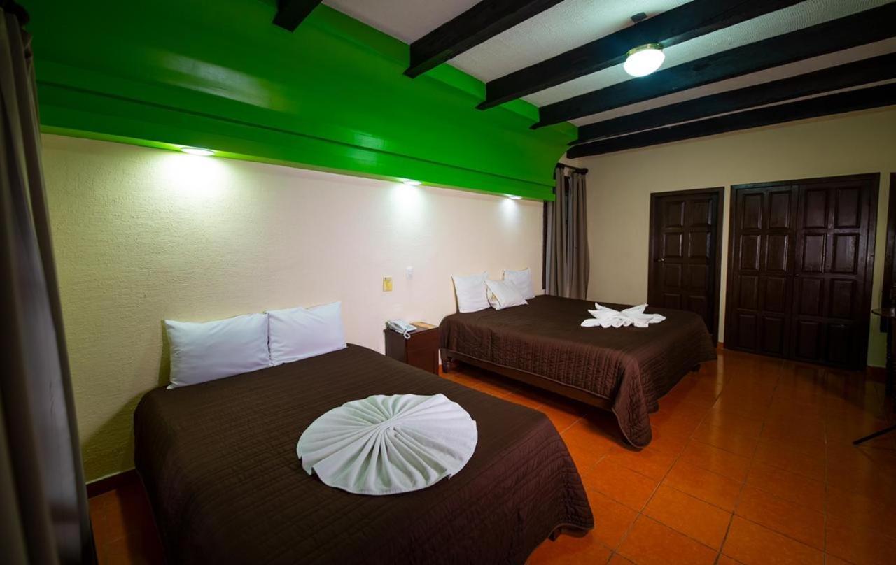 Hotel D'Monica San Cristóbal de Las Casas المظهر الخارجي الصورة