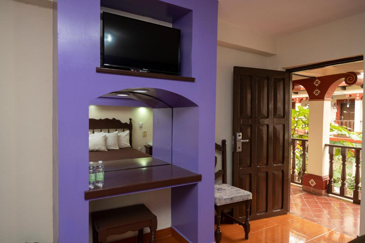 Hotel D'Monica San Cristóbal de Las Casas المظهر الخارجي الصورة