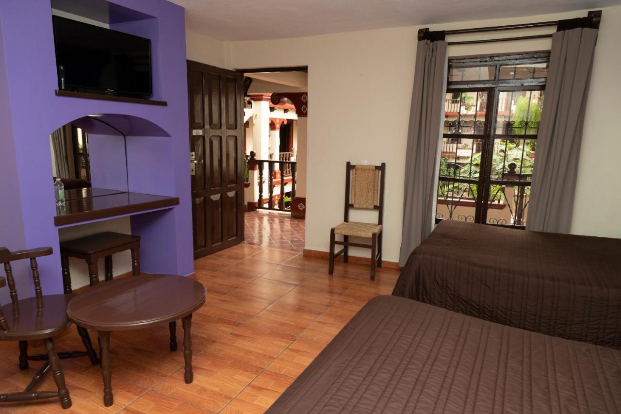 Hotel D'Monica San Cristóbal de Las Casas المظهر الخارجي الصورة