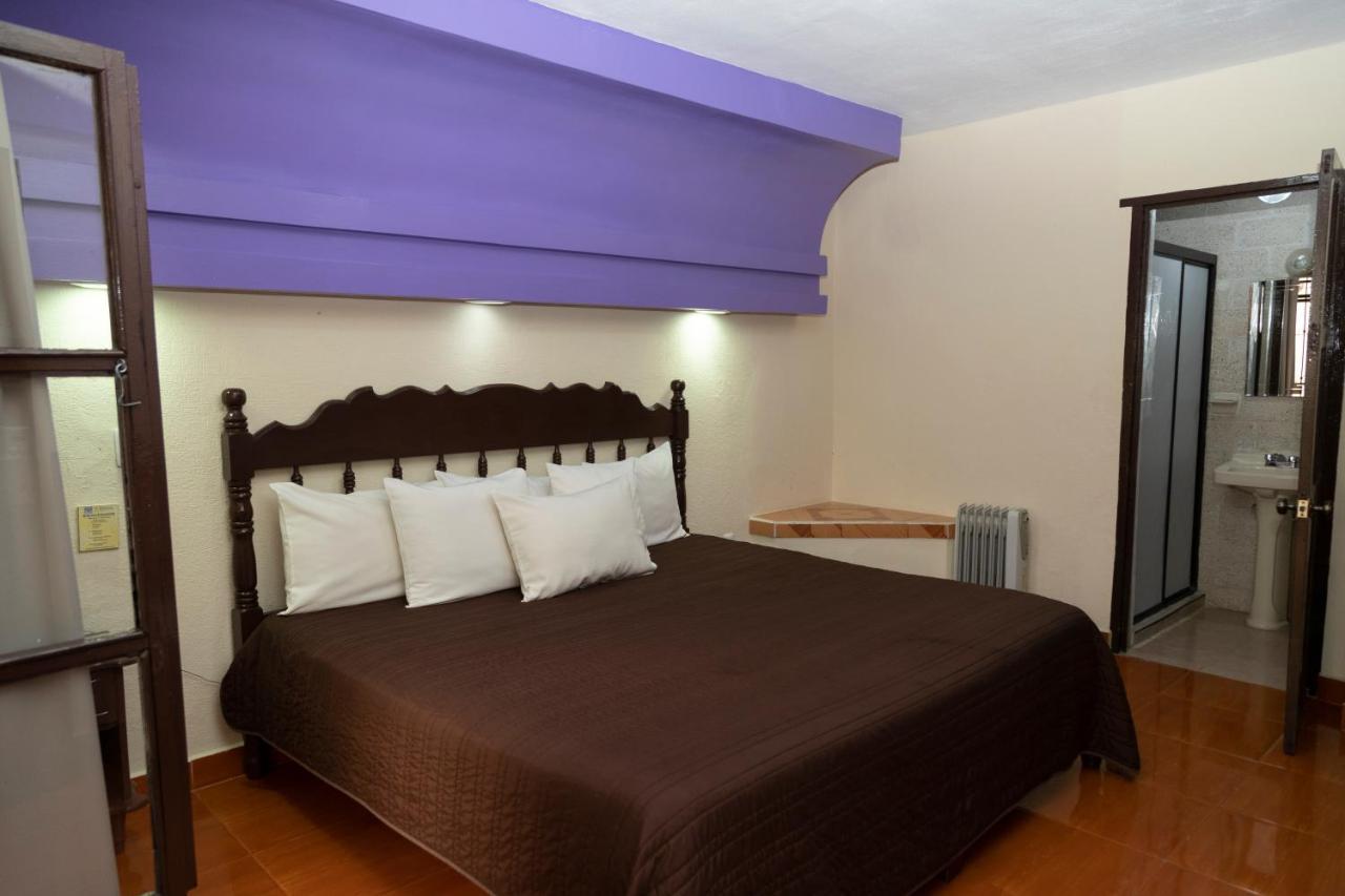 Hotel D'Monica San Cristóbal de Las Casas المظهر الخارجي الصورة