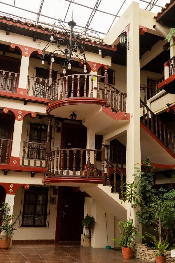 Hotel D'Monica San Cristóbal de Las Casas المظهر الخارجي الصورة