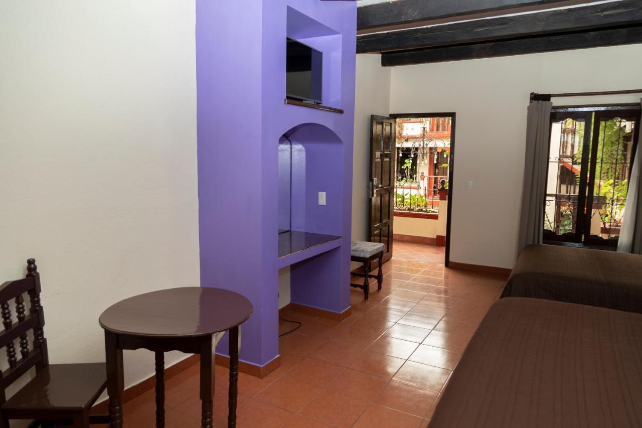 Hotel D'Monica San Cristóbal de Las Casas المظهر الخارجي الصورة