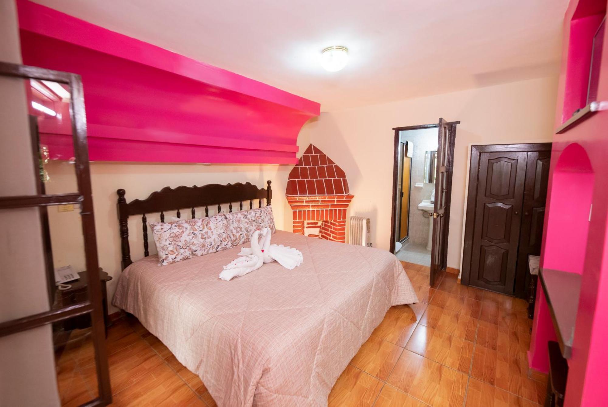 Hotel D'Monica San Cristóbal de Las Casas المظهر الخارجي الصورة